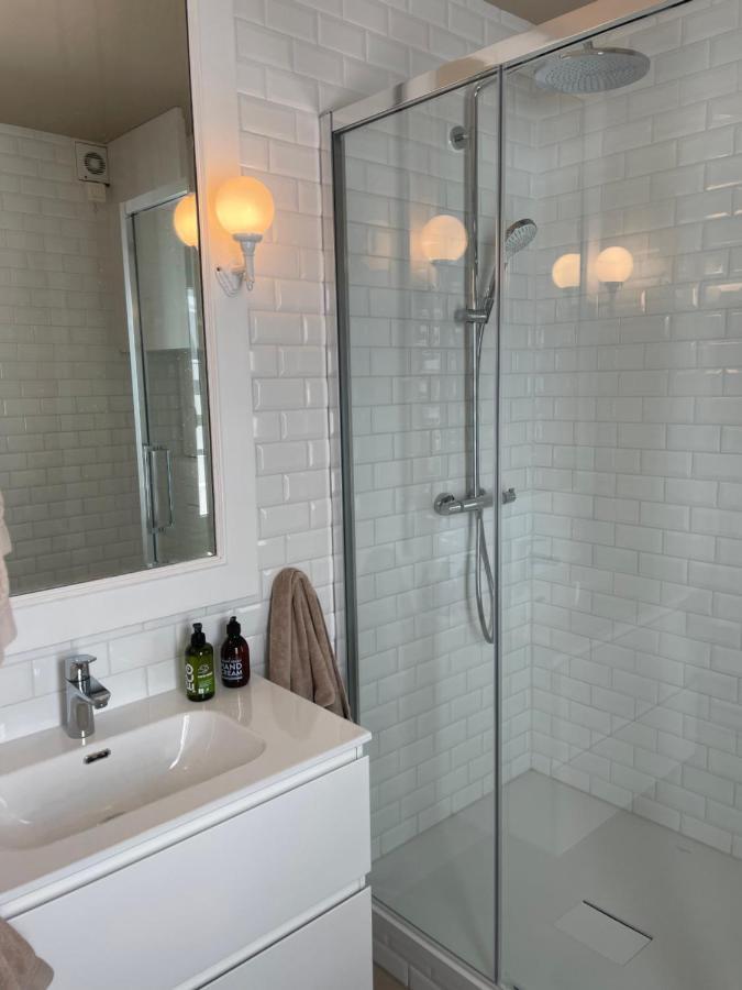 Le 25, Duplex Elegant Au Coeur Du Pietonnier Historique Apartment Namur Luaran gambar
