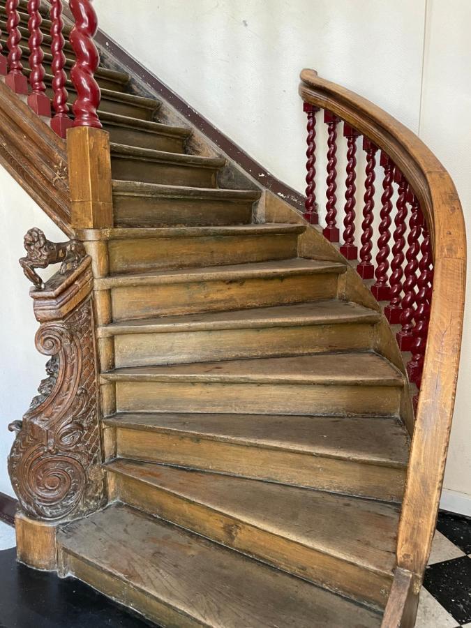 Le 25, Duplex Elegant Au Coeur Du Pietonnier Historique Apartment Namur Luaran gambar