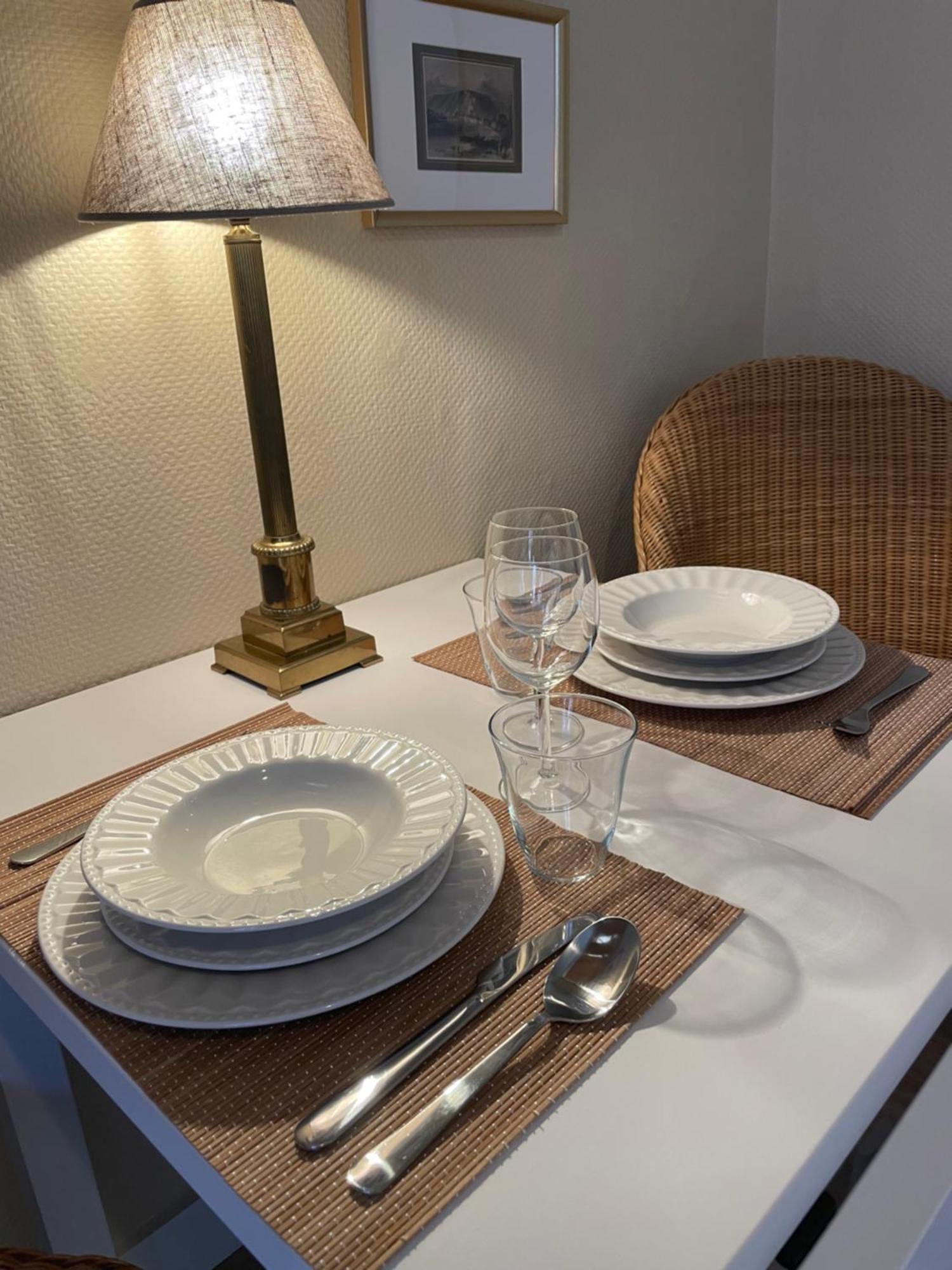 Le 25, Duplex Elegant Au Coeur Du Pietonnier Historique Apartment Namur Luaran gambar